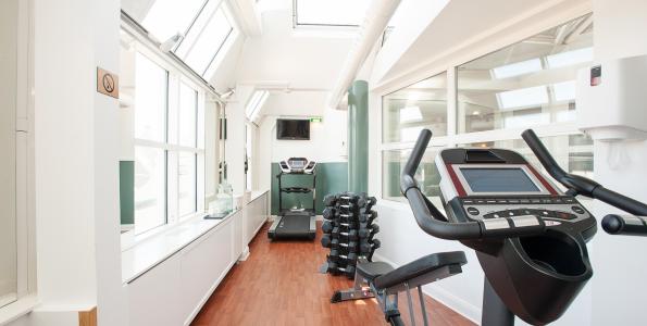 Mini hotel gym